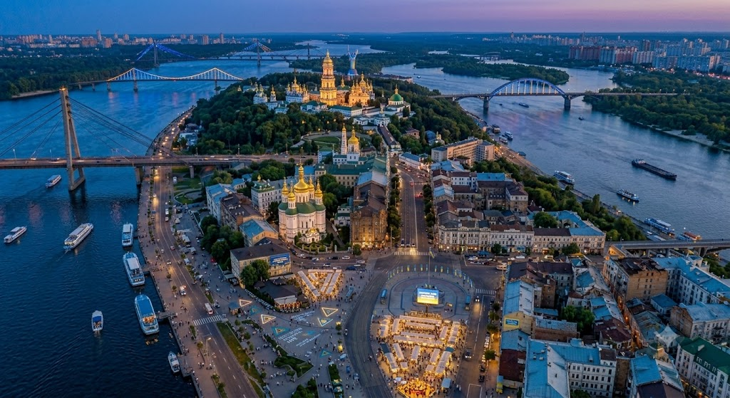 Як зареєструвати місце проживання в Печерському районі Києва: повний гід